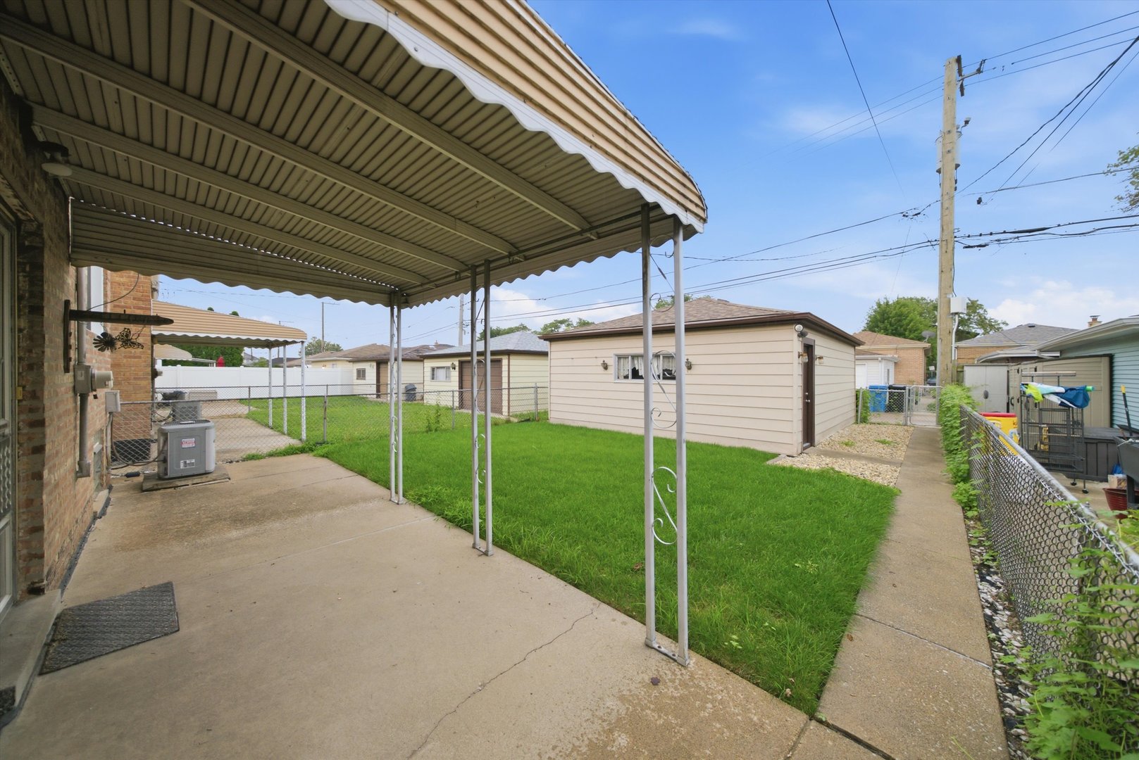 6055 W 64th Street Property Photo 17