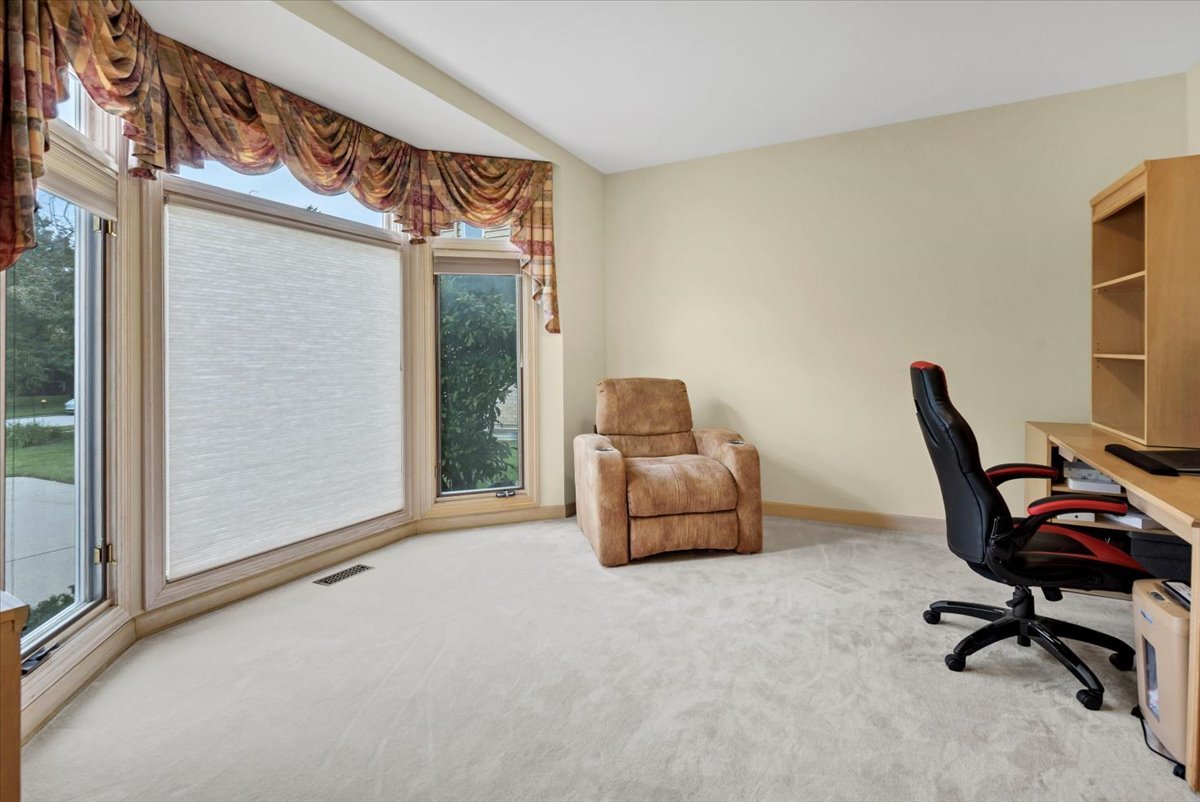 1922 Deercrest Lane Property Photo 6
