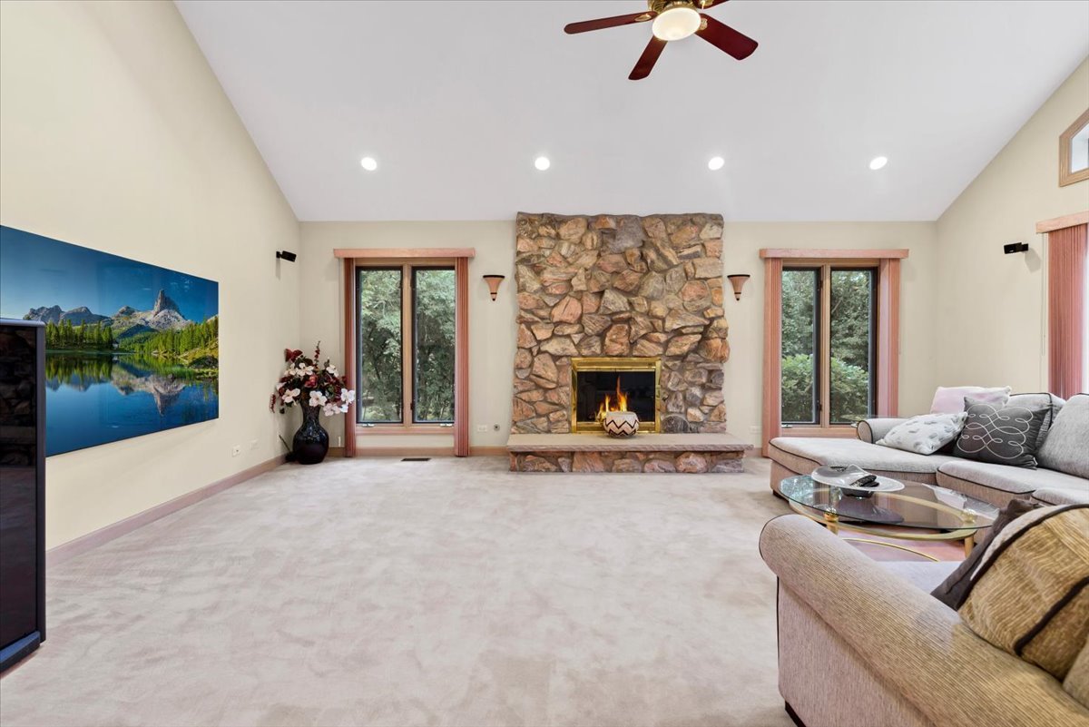 1922 Deercrest Lane Property Photo 8
