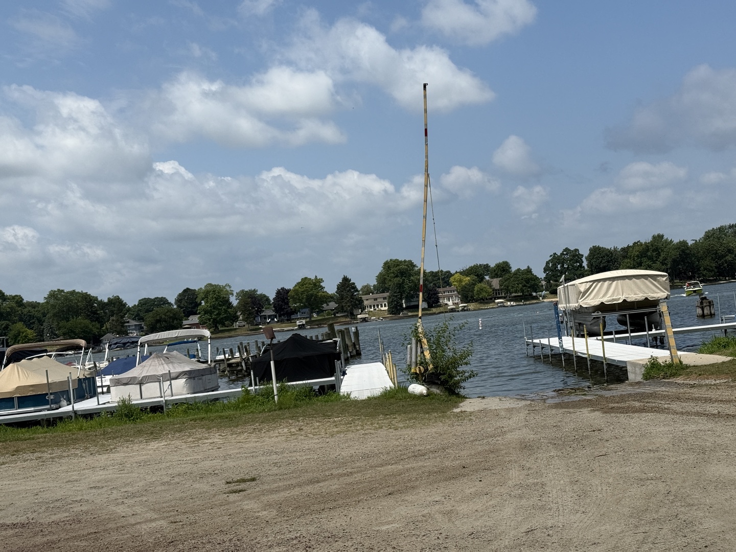 42690 N Lake Drive Property Photo 19