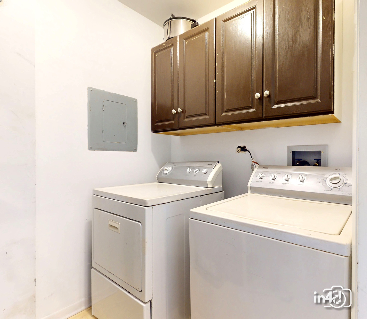 12 Algonquin Trail 4 Property Photo 11