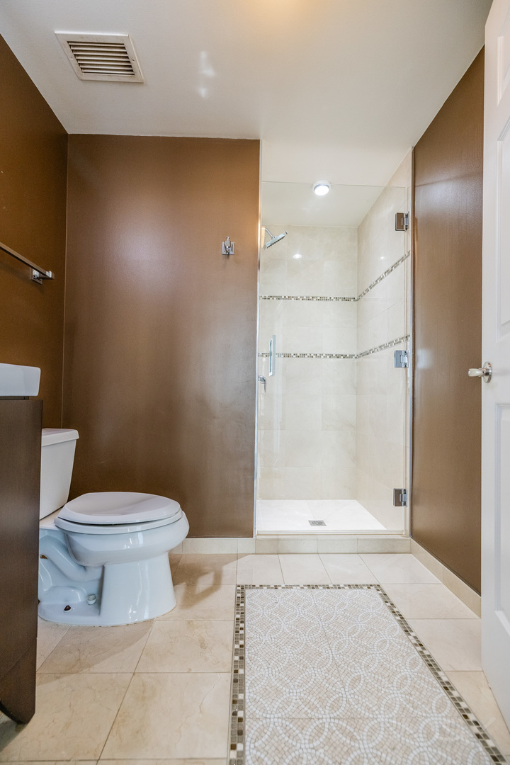 21 E Huron Street 1207 Property Photo 20