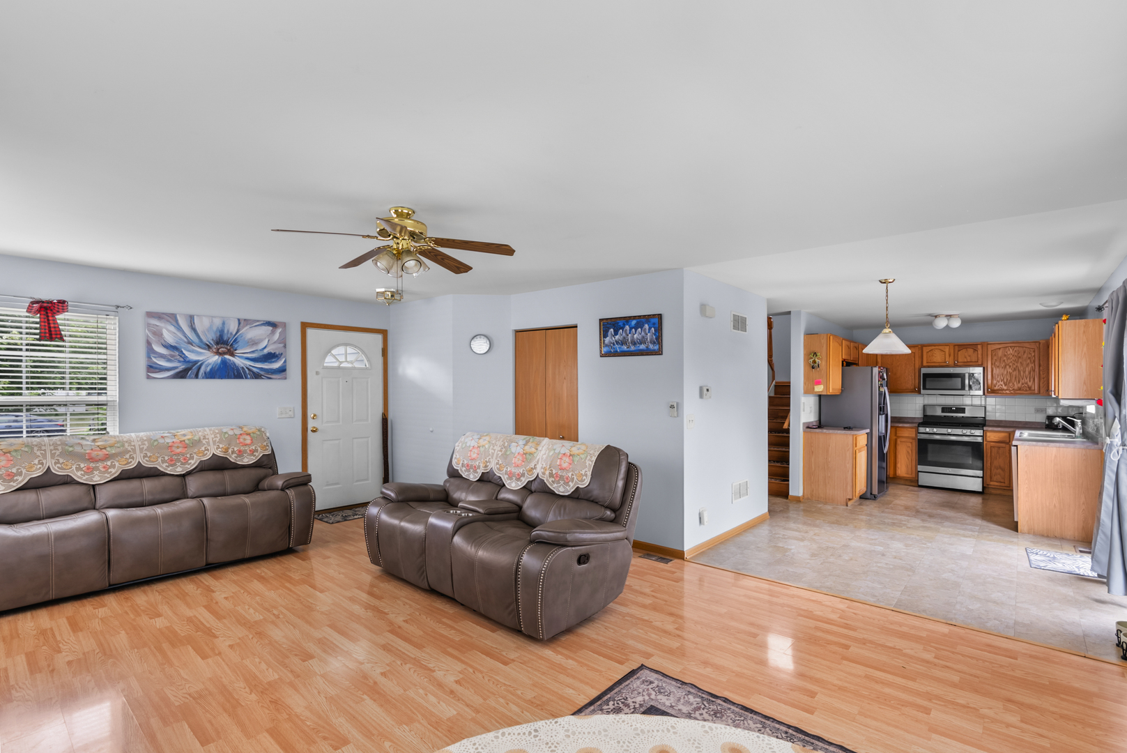 1718 Mountain Ridge Pass Property Photo 4