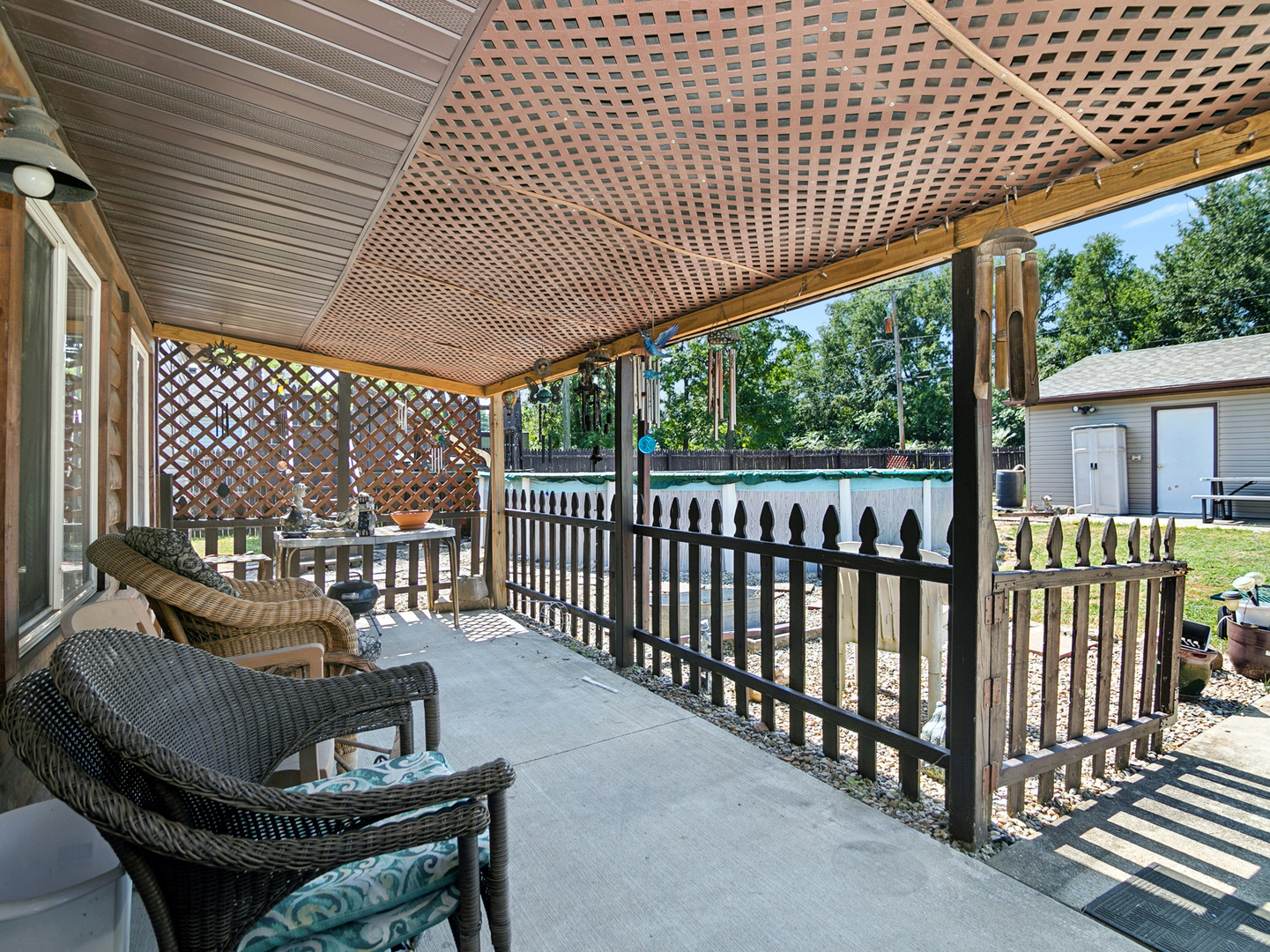 1115 N Schuyler Avenue Property Photo 17