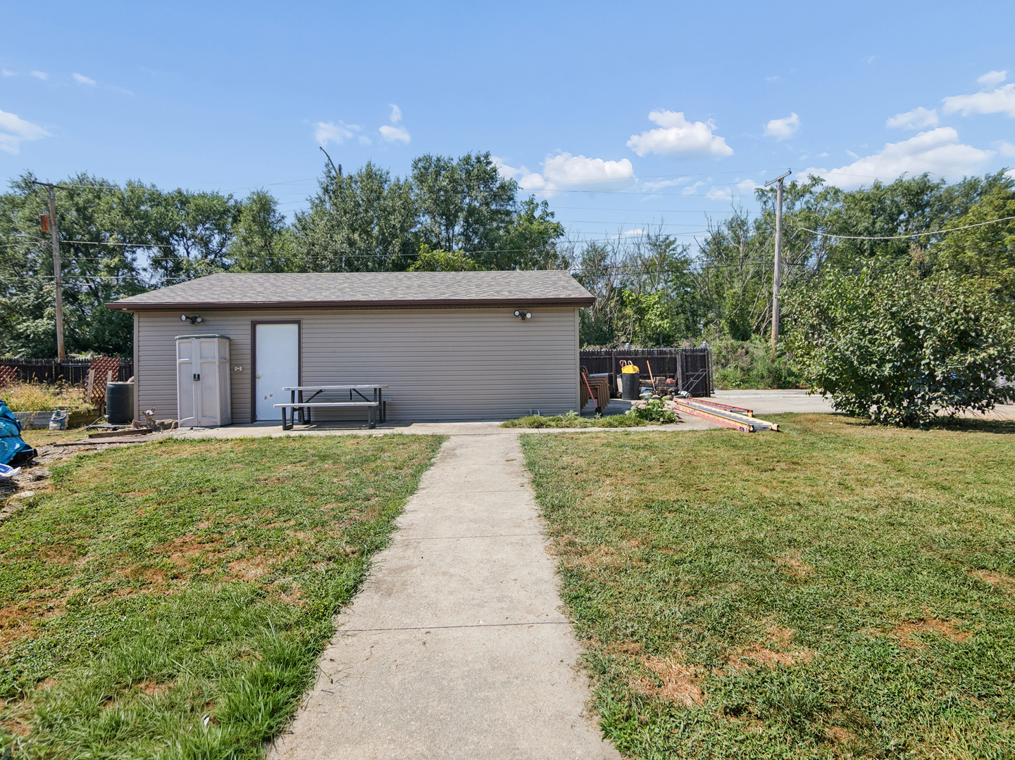 1115 N Schuyler Avenue Property Photo 18