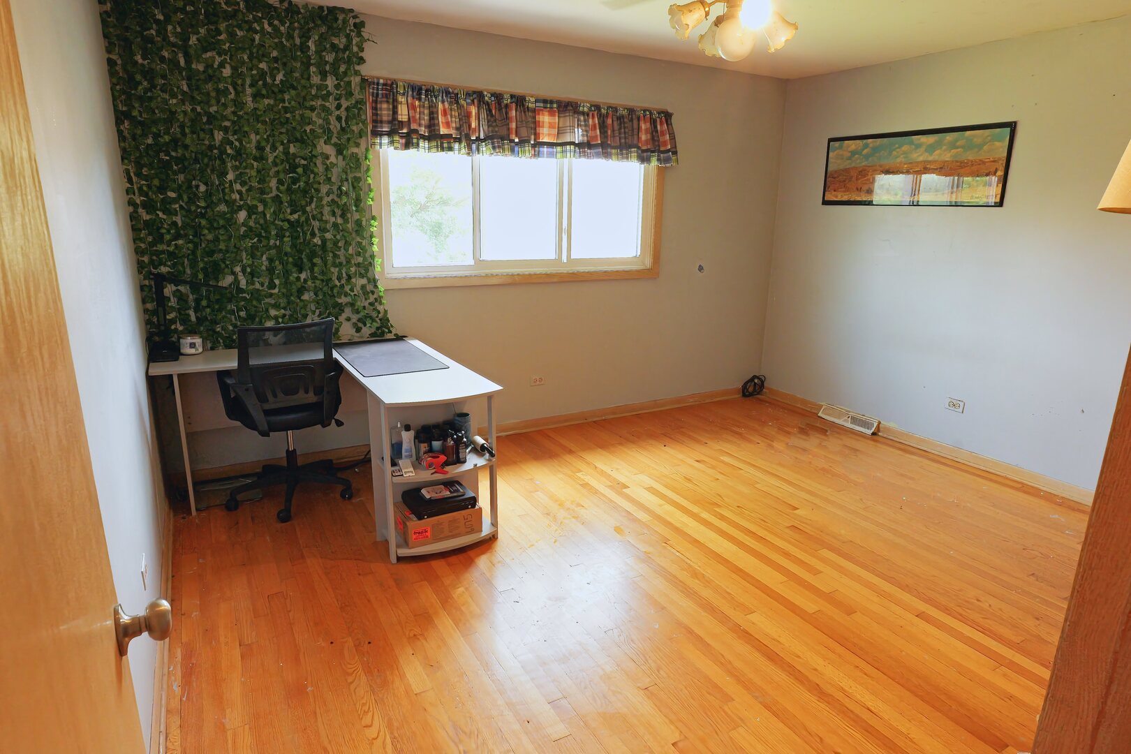 10313 S Karlov Avenue Property Photo 11