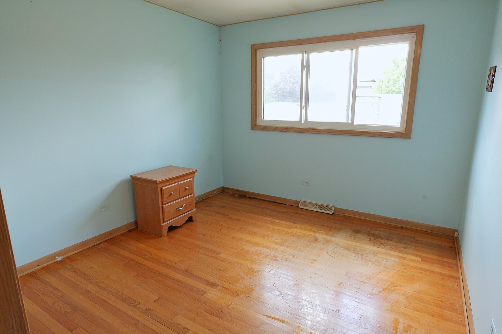 10313 S Karlov Avenue Property Photo 13