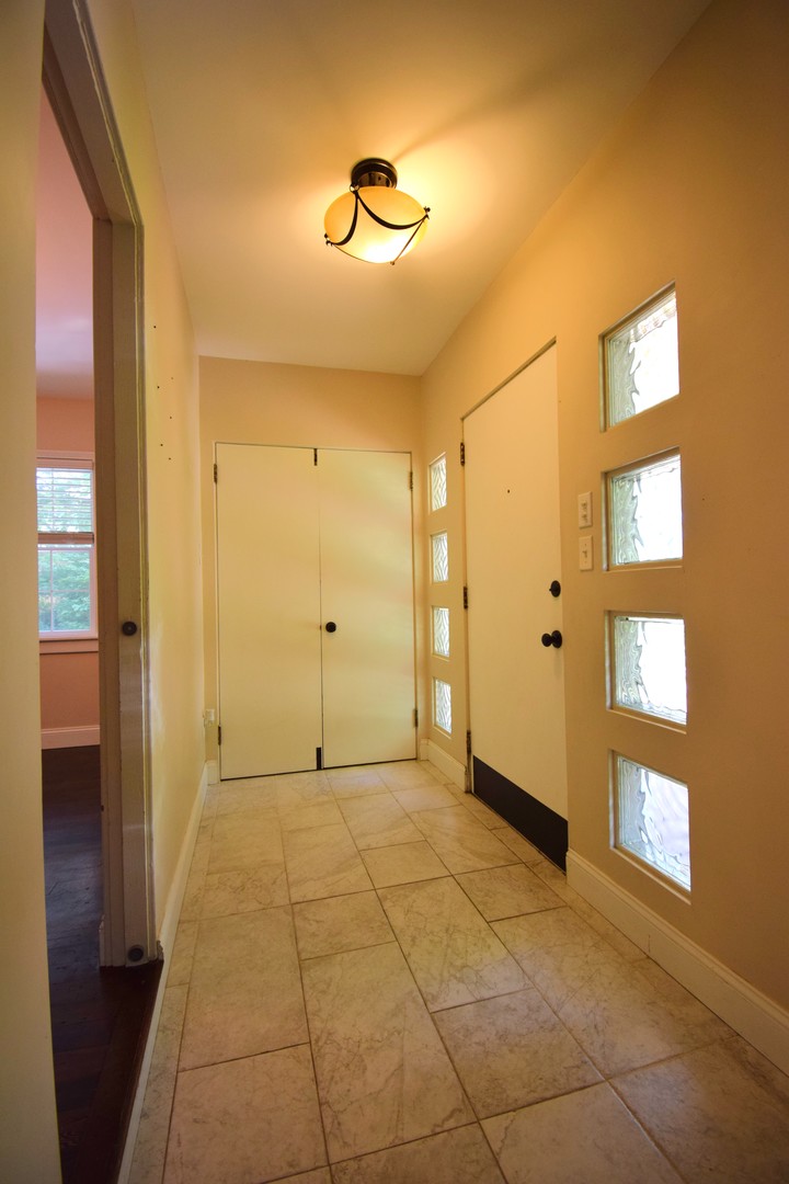 1819 Richview Road Property Photo 2