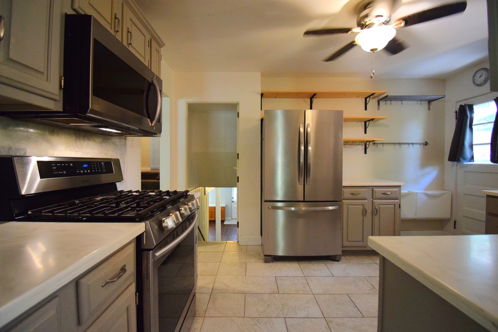 1819 Richview Road Property Photo 6