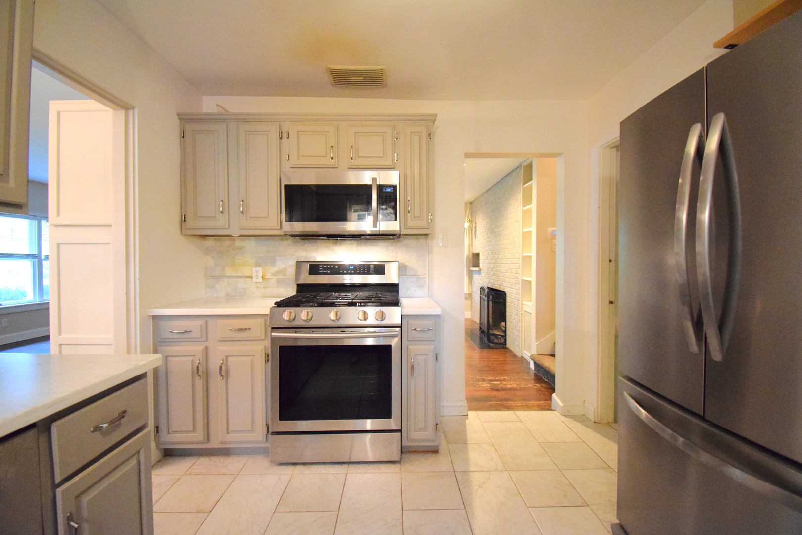 1819 Richview Road Property Photo 8