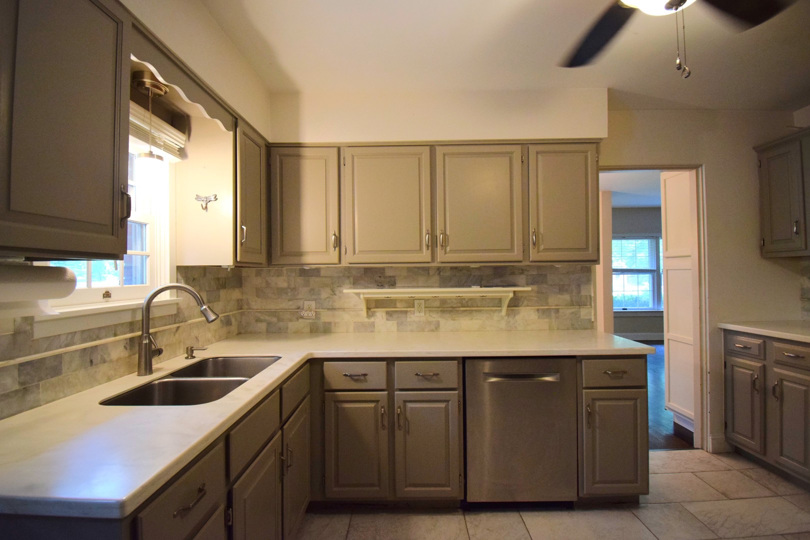 1819 Richview Road Property Photo 9