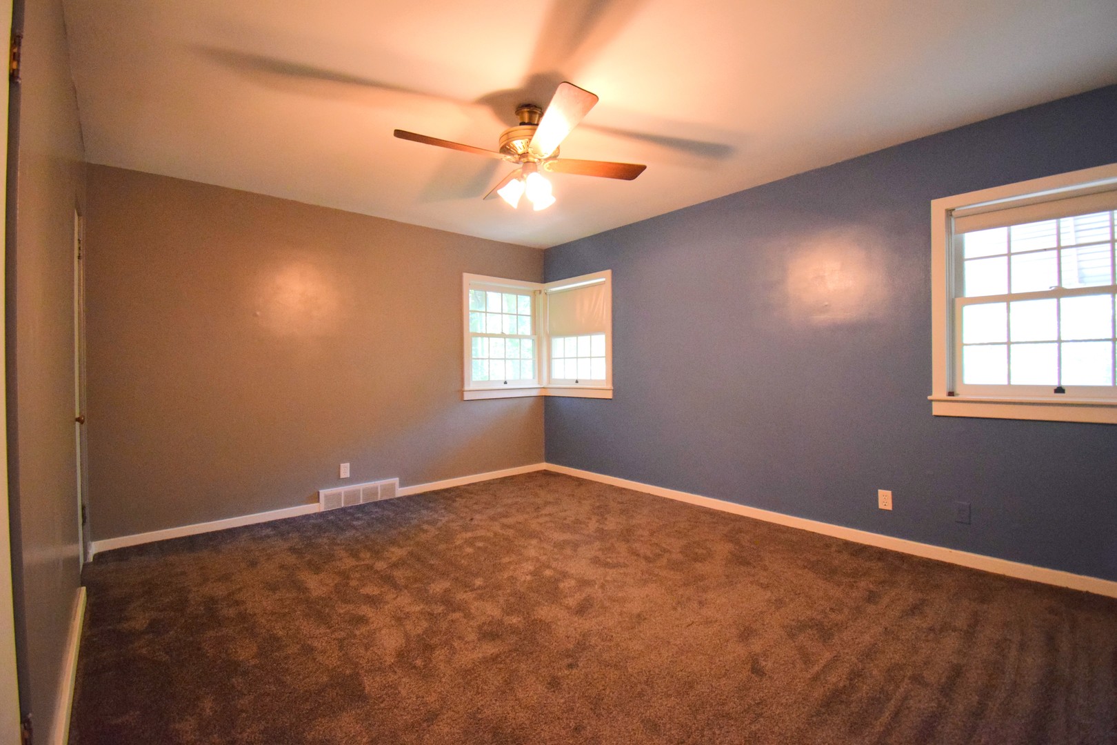 1819 Richview Road Property Photo 12