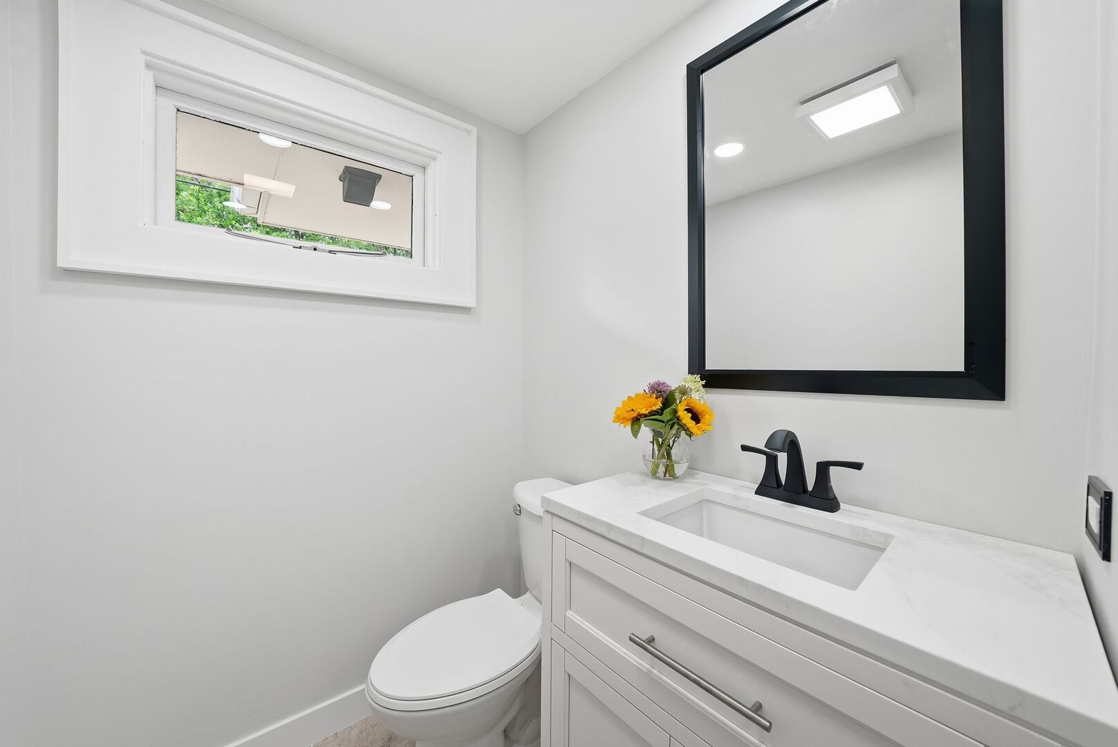 1322 Douglas Street Property Photo 27