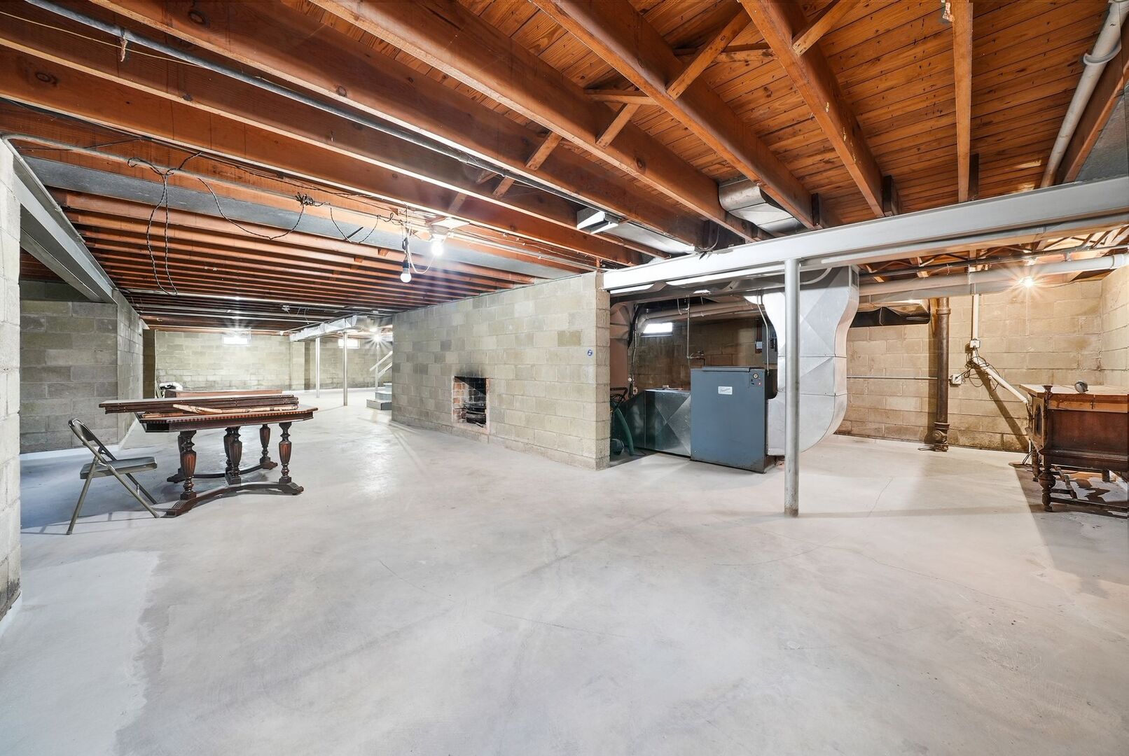 1322 Douglas Street Property Photo 31