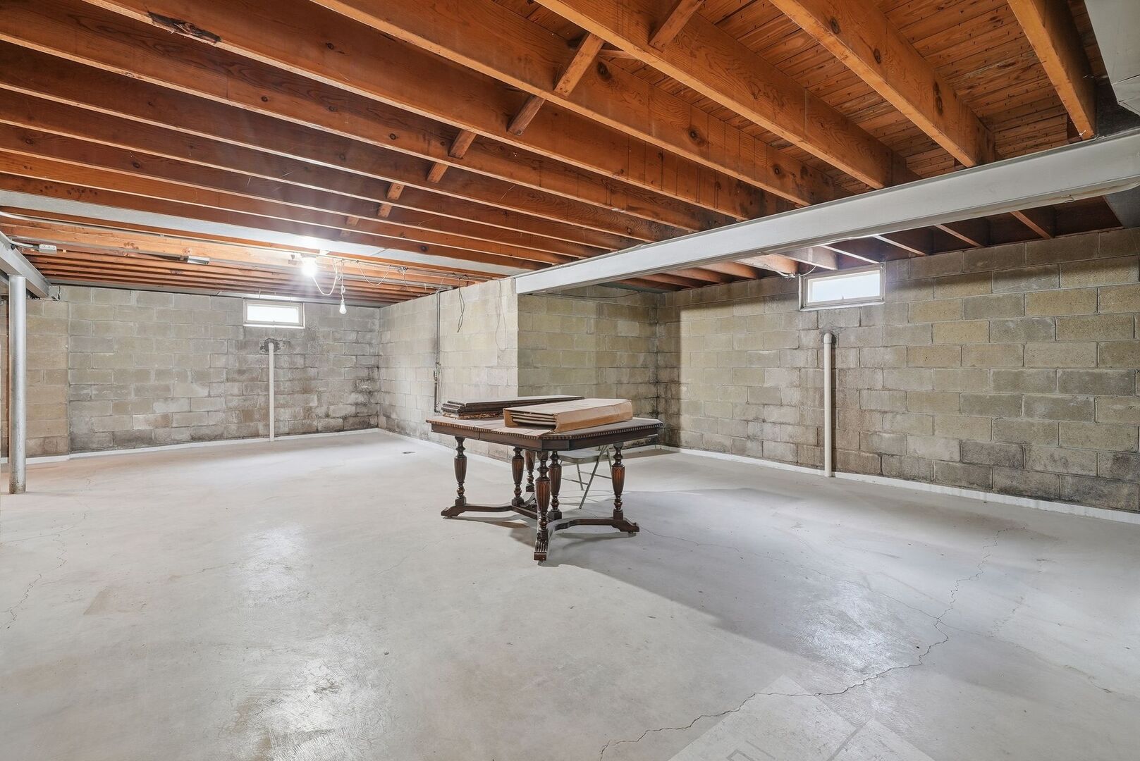 1322 Douglas Street Property Photo 32