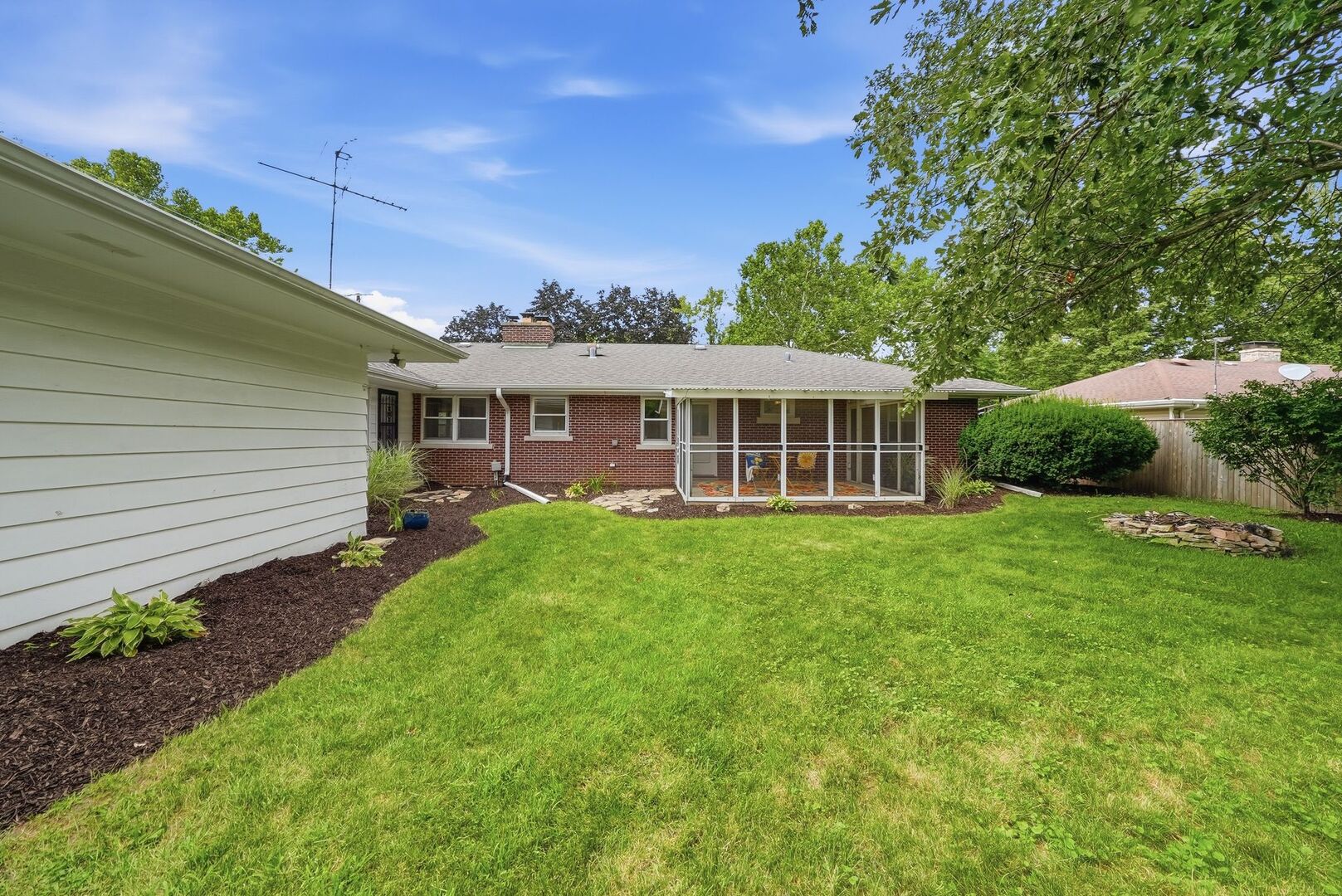 1322 Douglas Street Property Photo 37