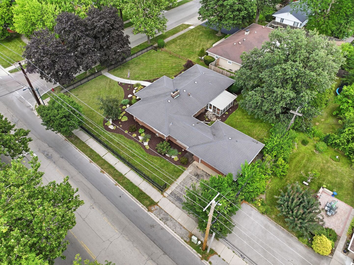 1322 Douglas Street Property Photo 46