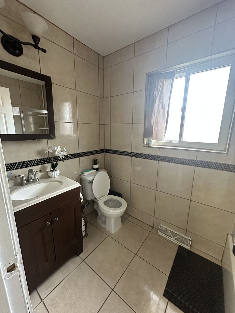 1388 Monomoy Street A Property Photo 6