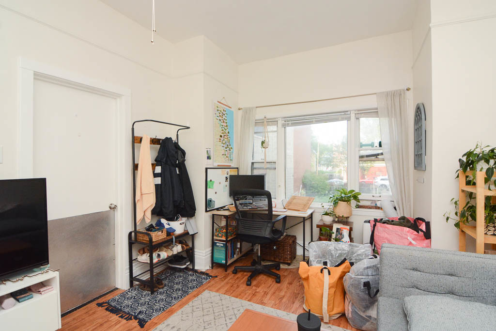 3426 N Lincoln Avenue 1 Property Photo 10