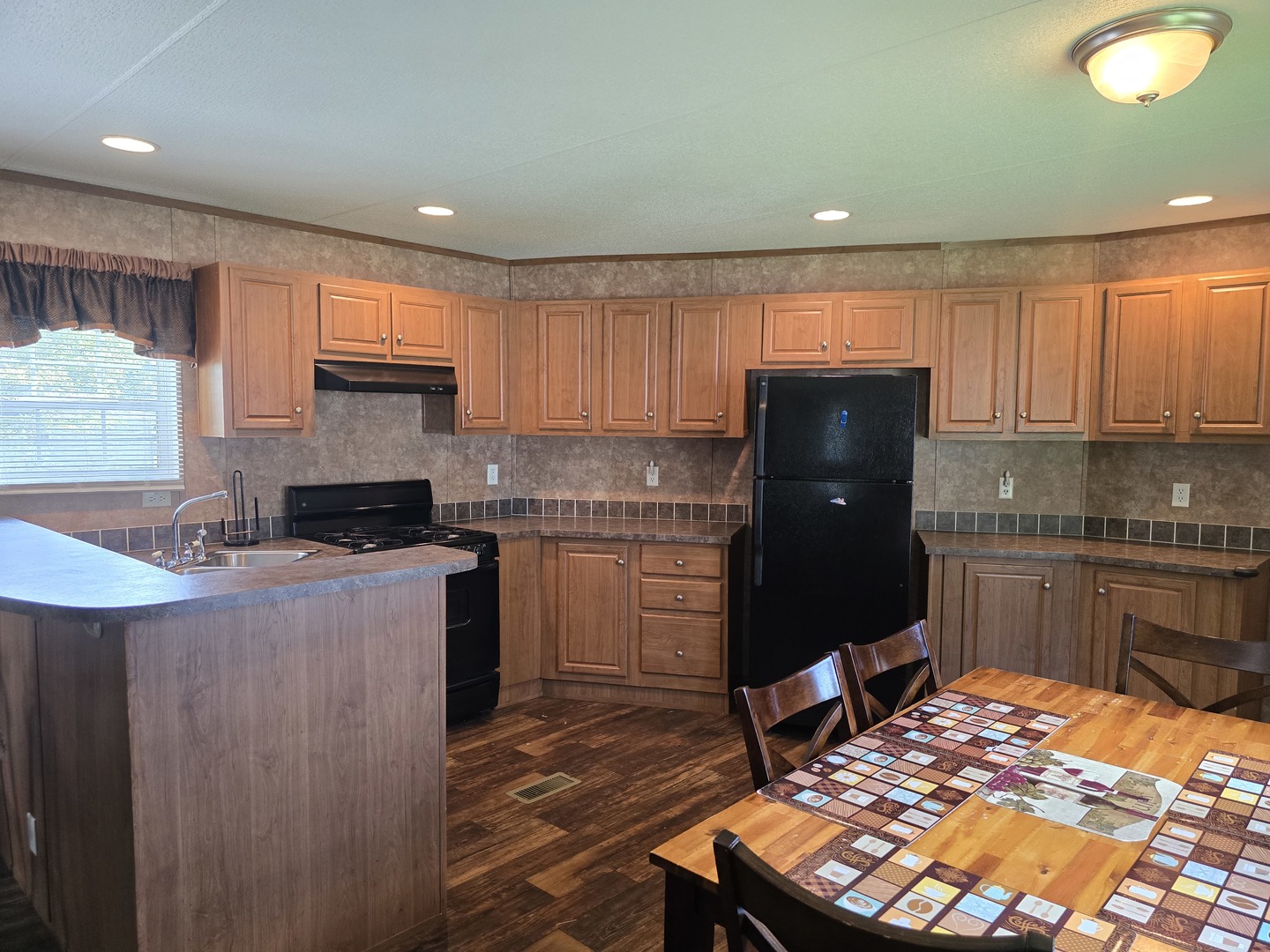1500 Reed Street Property Photo 8