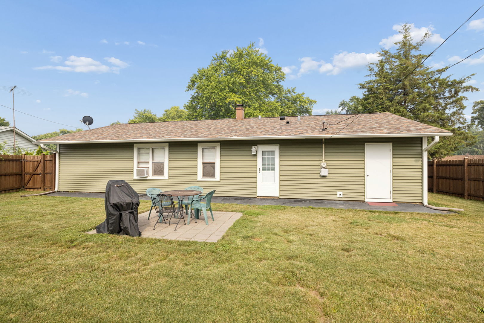 1001 Mccameron Avenue Property Photo 17