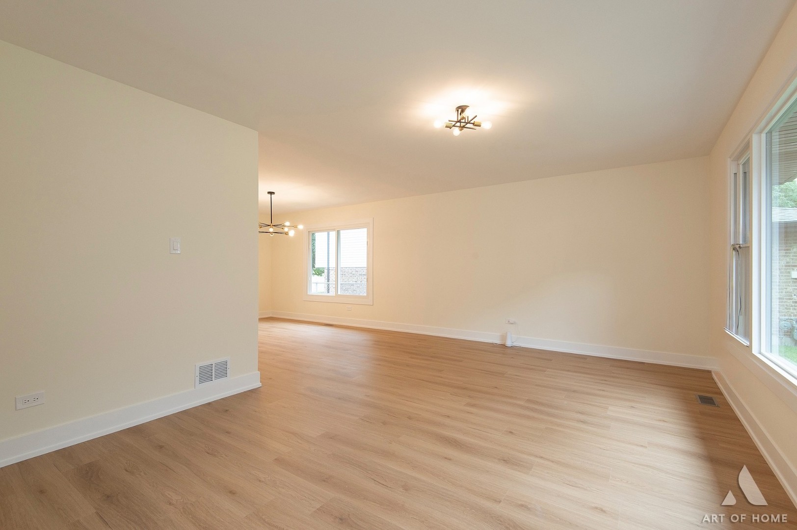 910 College Avenue Property Photo 10