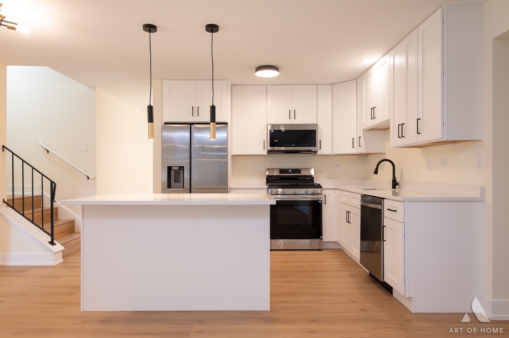 910 College Avenue Property Photo 15