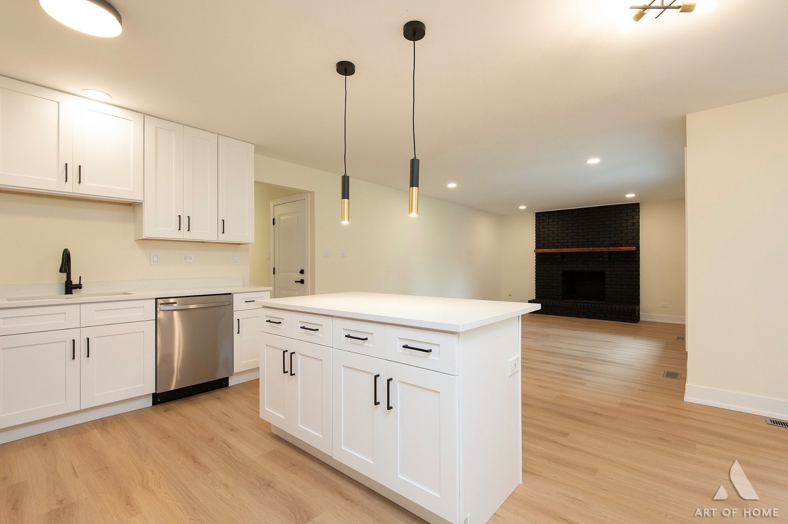 910 College Avenue Property Photo 19