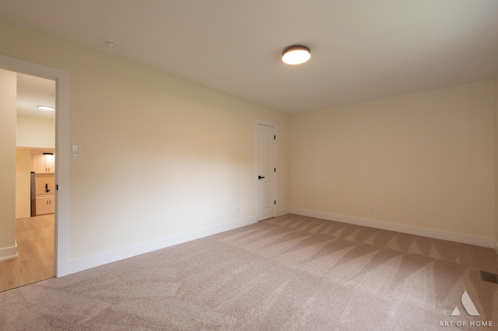 910 College Avenue Property Photo 30