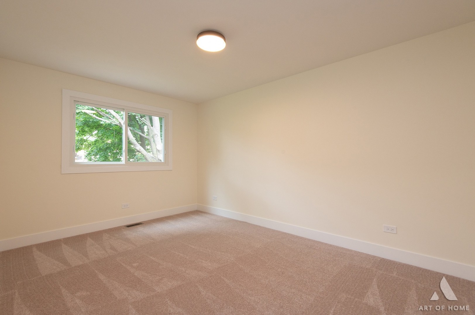 910 College Avenue Property Photo 32