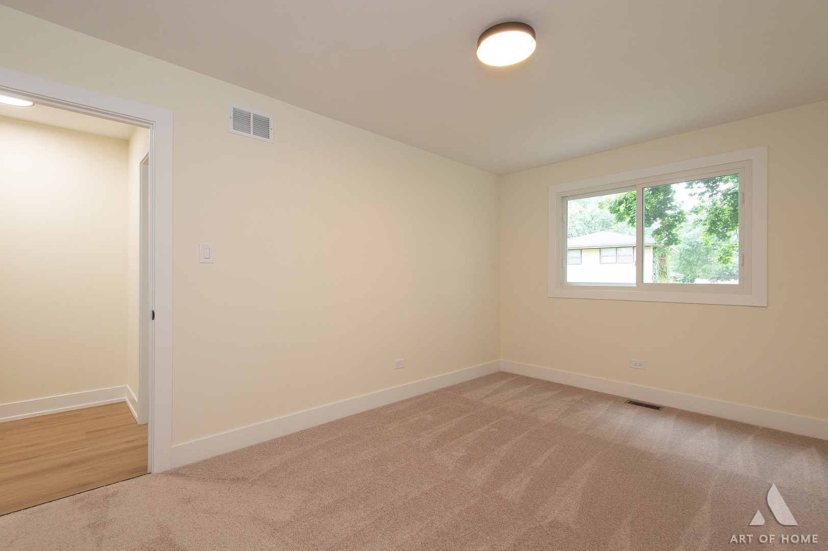 910 College Avenue Property Photo 33