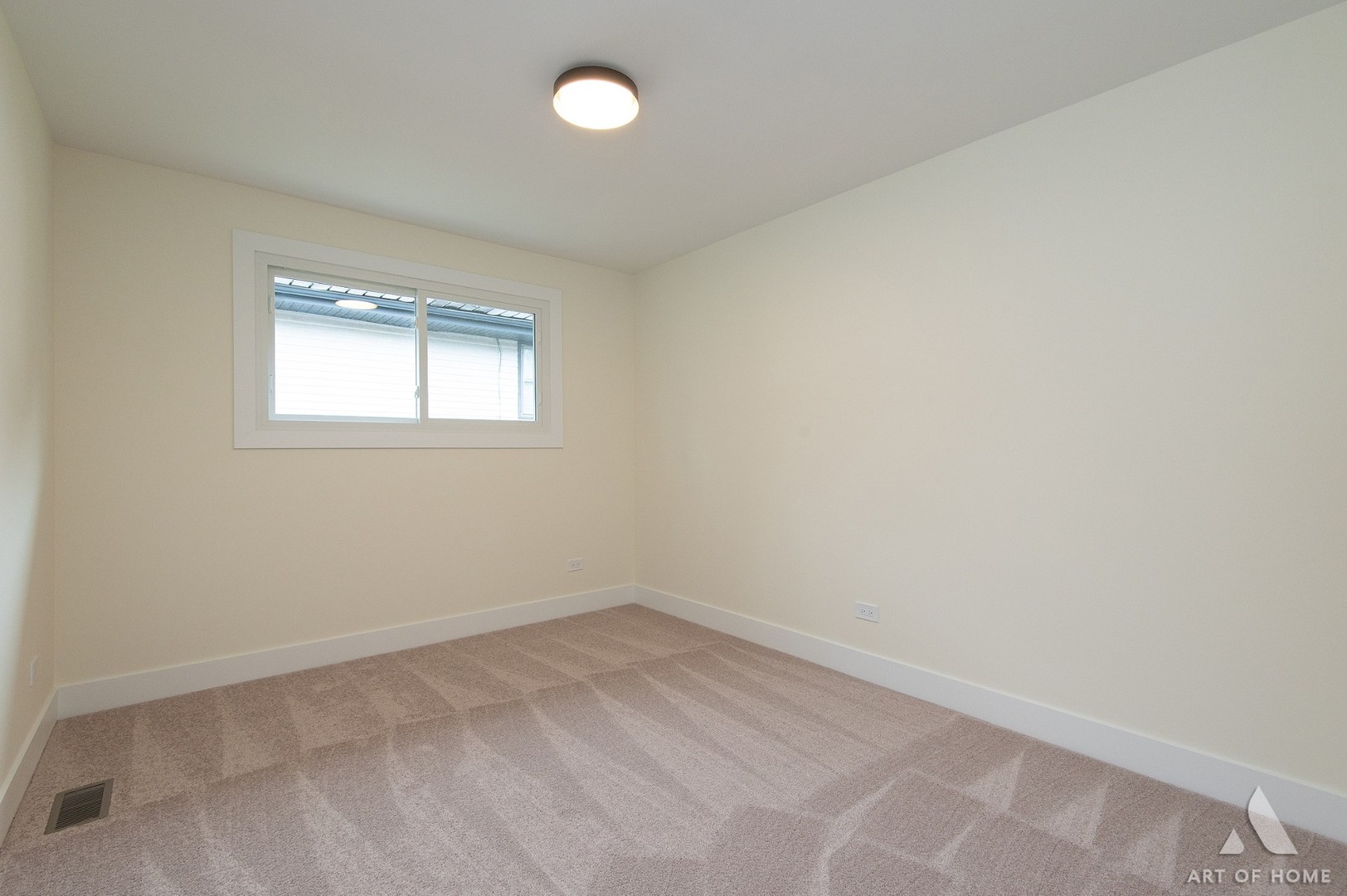 910 College Avenue Property Photo 35