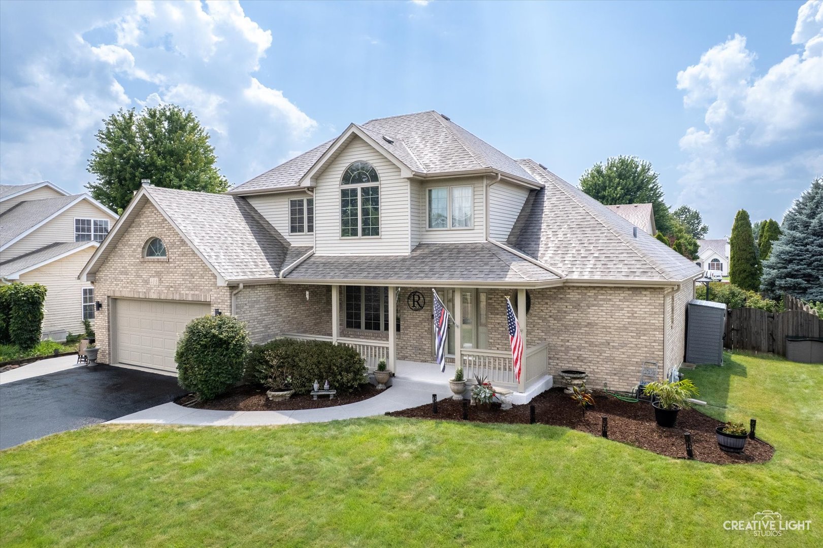 413 Windsor Drive Property Photo 1