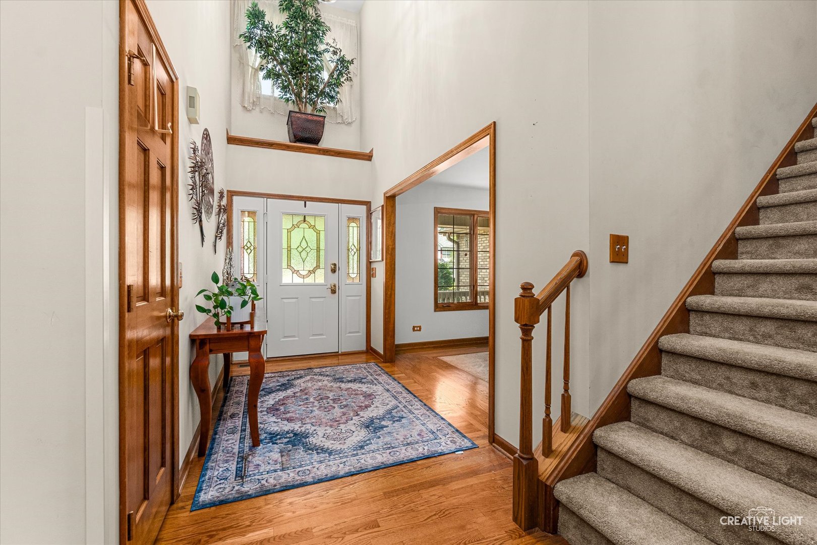 413 Windsor Drive Property Photo 2
