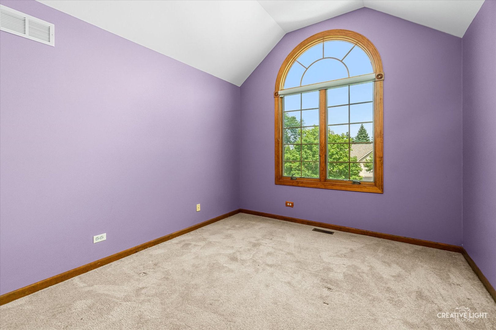413 Windsor Drive Property Photo 13
