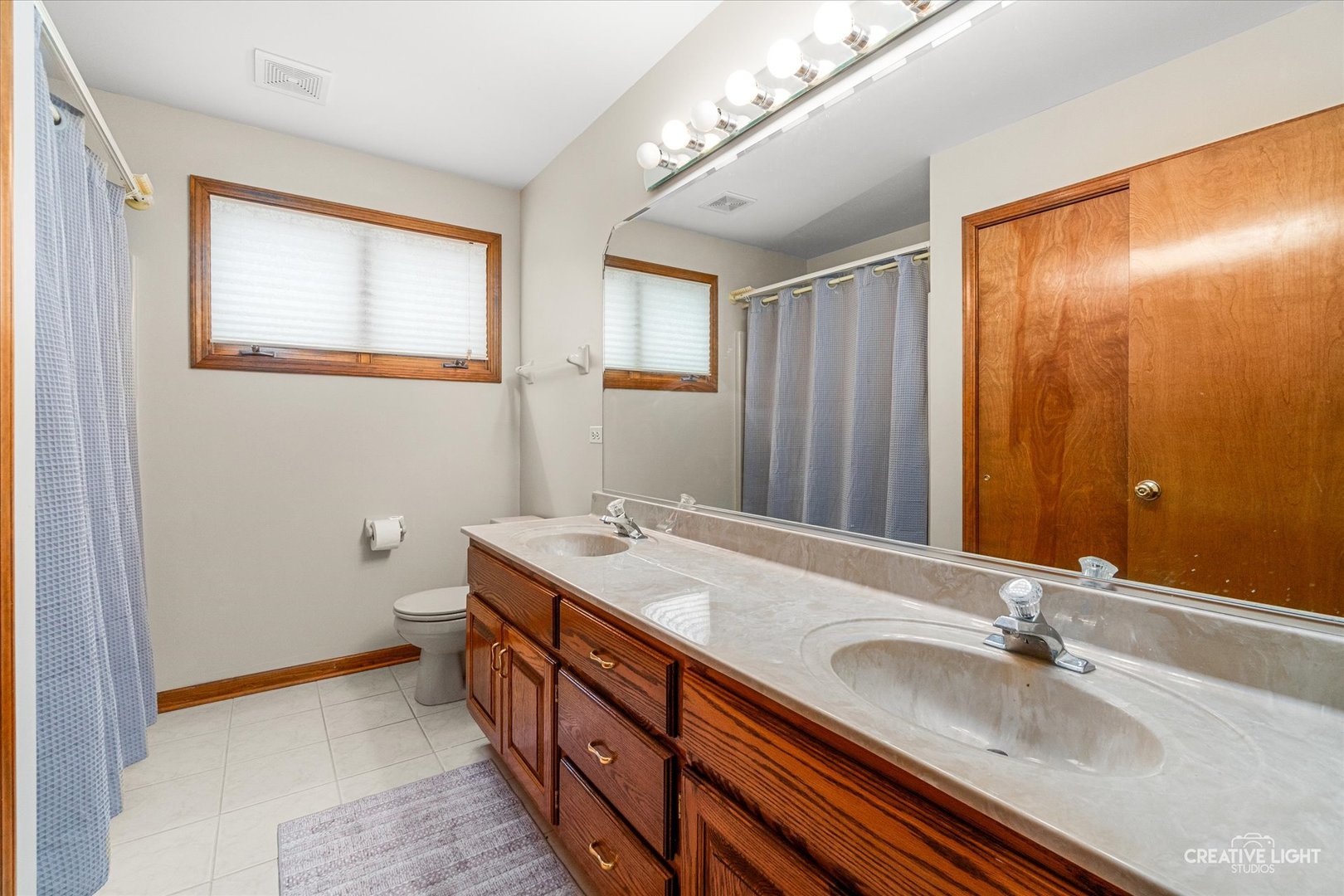 413 Windsor Drive Property Photo 14