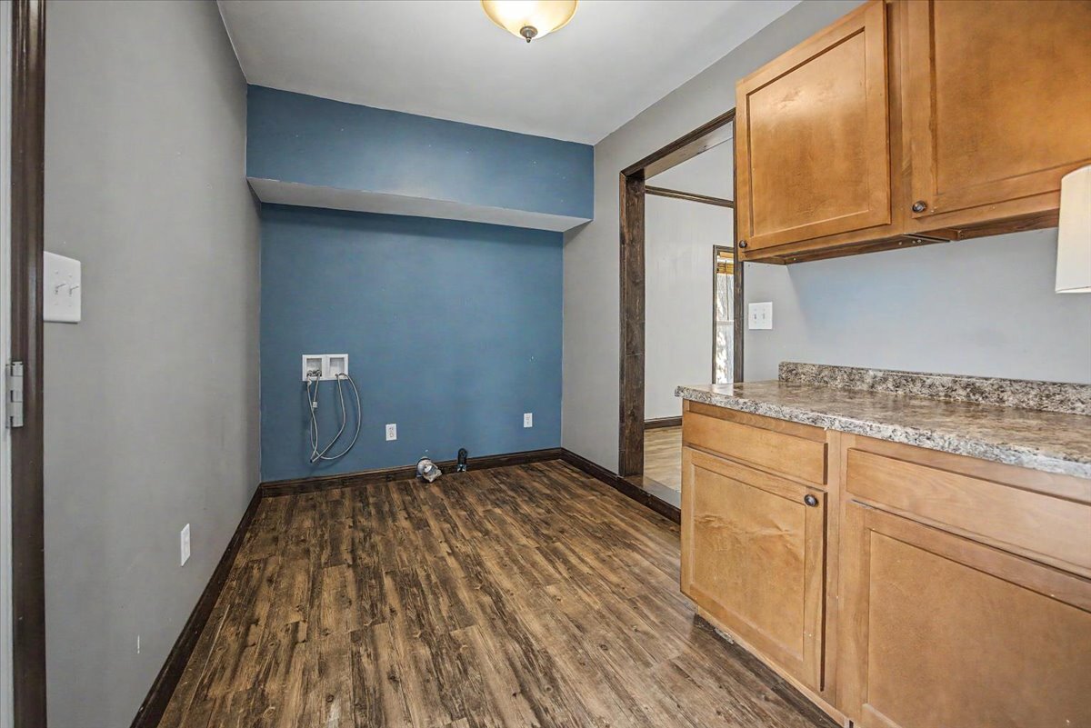207 W Elm Street Property Photo 41
