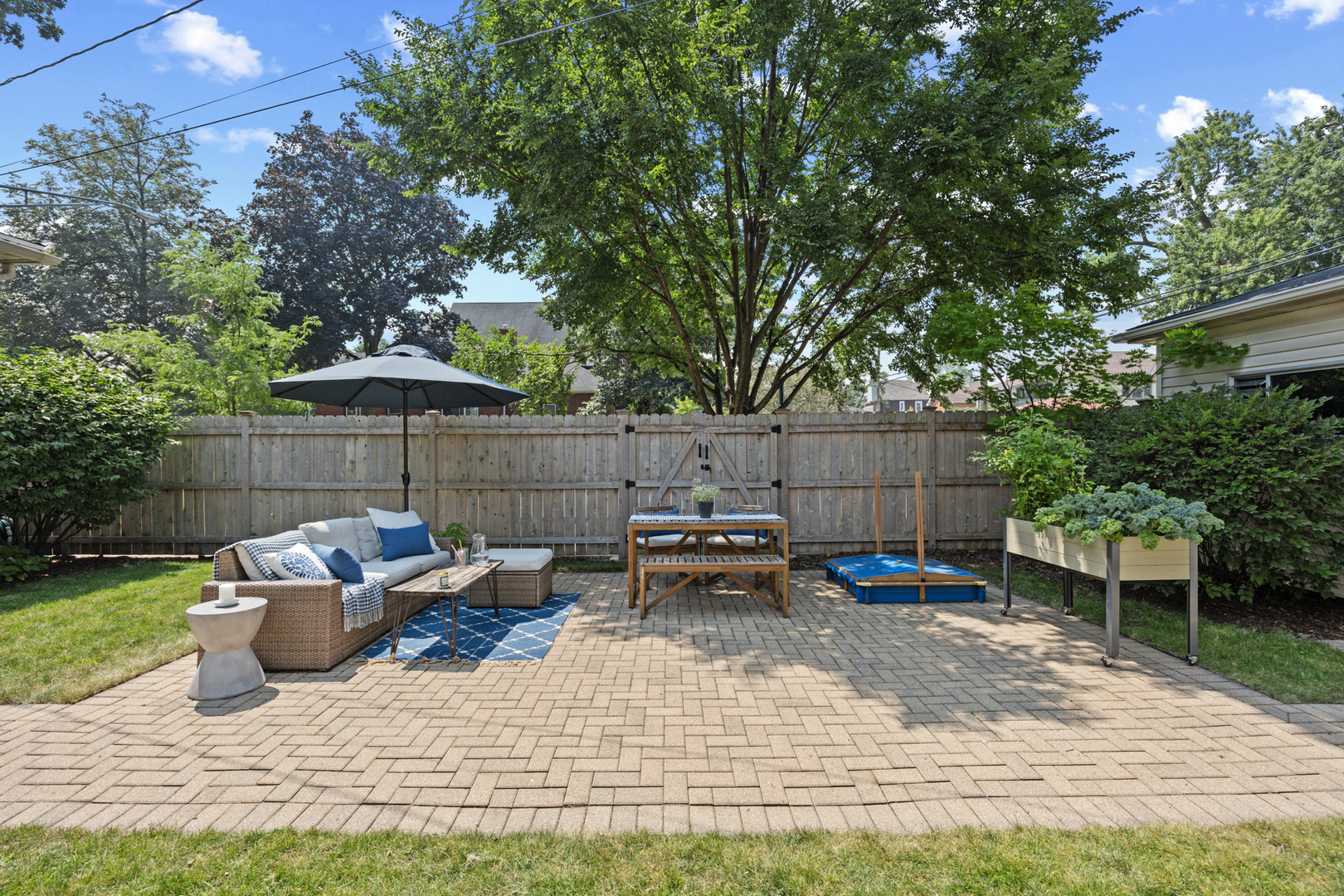 545 S Harvey Avenue Property Photo 23