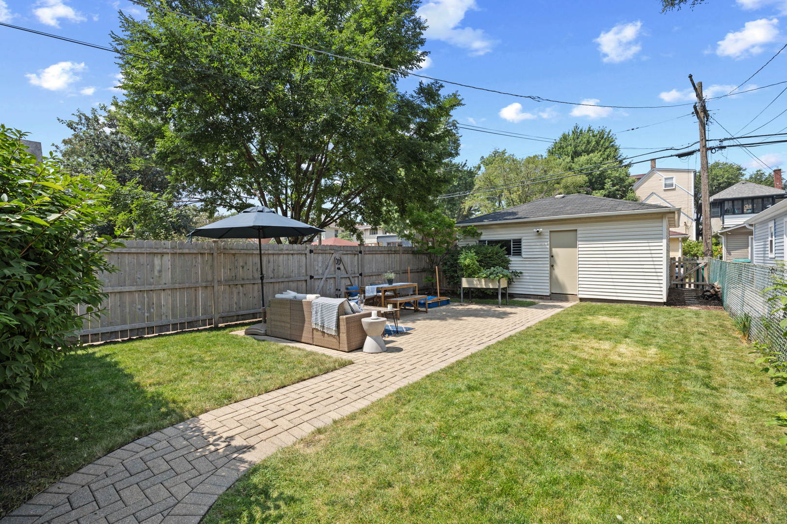 545 S Harvey Avenue Property Photo 24