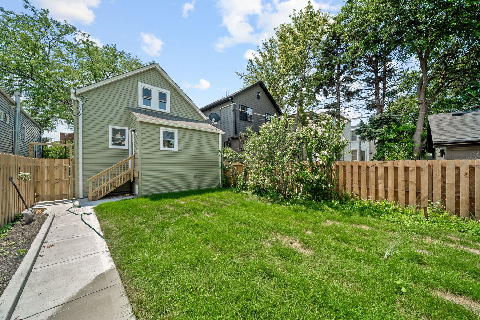 4842 W Warwick Avenue Property Photo 27