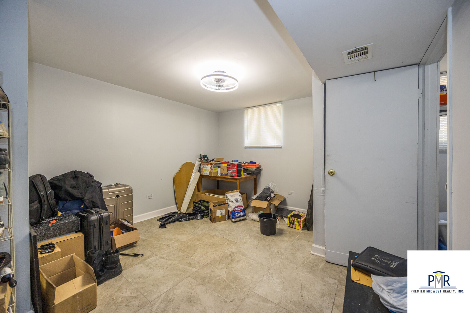 5750 S Lowe Avenue Property Photo 15