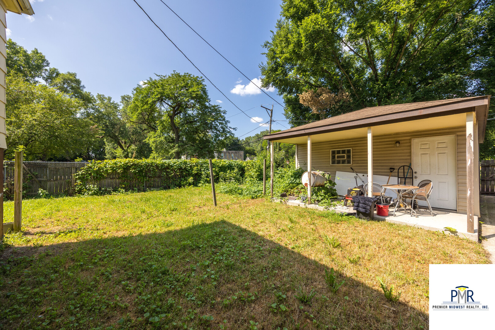 5750 S Lowe Avenue Property Photo 19