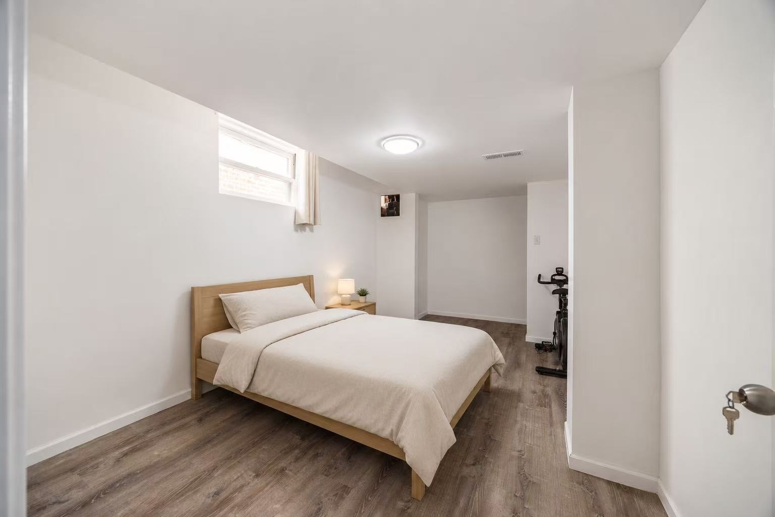 4542 S Mozart Street Property Photo 12