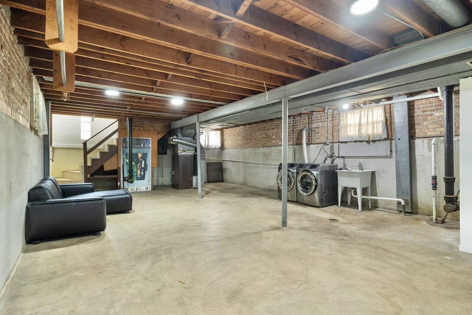 4542 S Mozart Street Property Photo 14