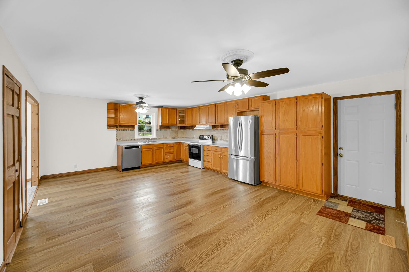 724 Union Avenue Property Photo 5