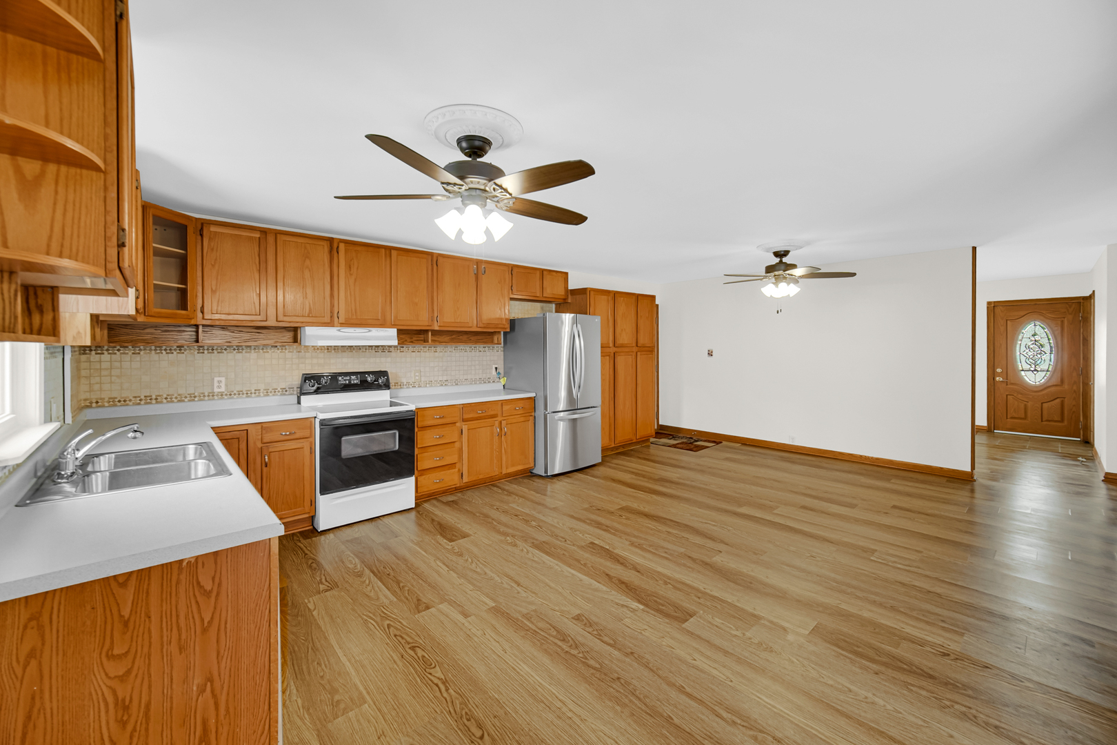 724 Union Avenue Property Photo 6