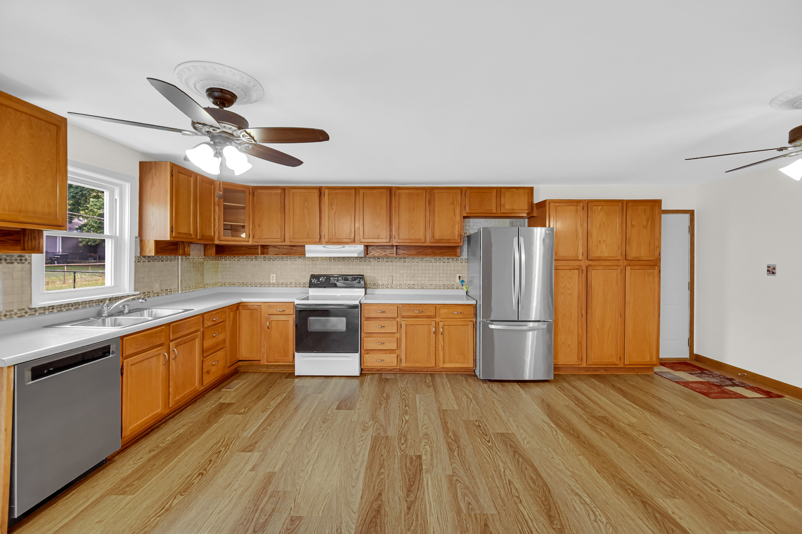 724 Union Avenue Property Photo 7