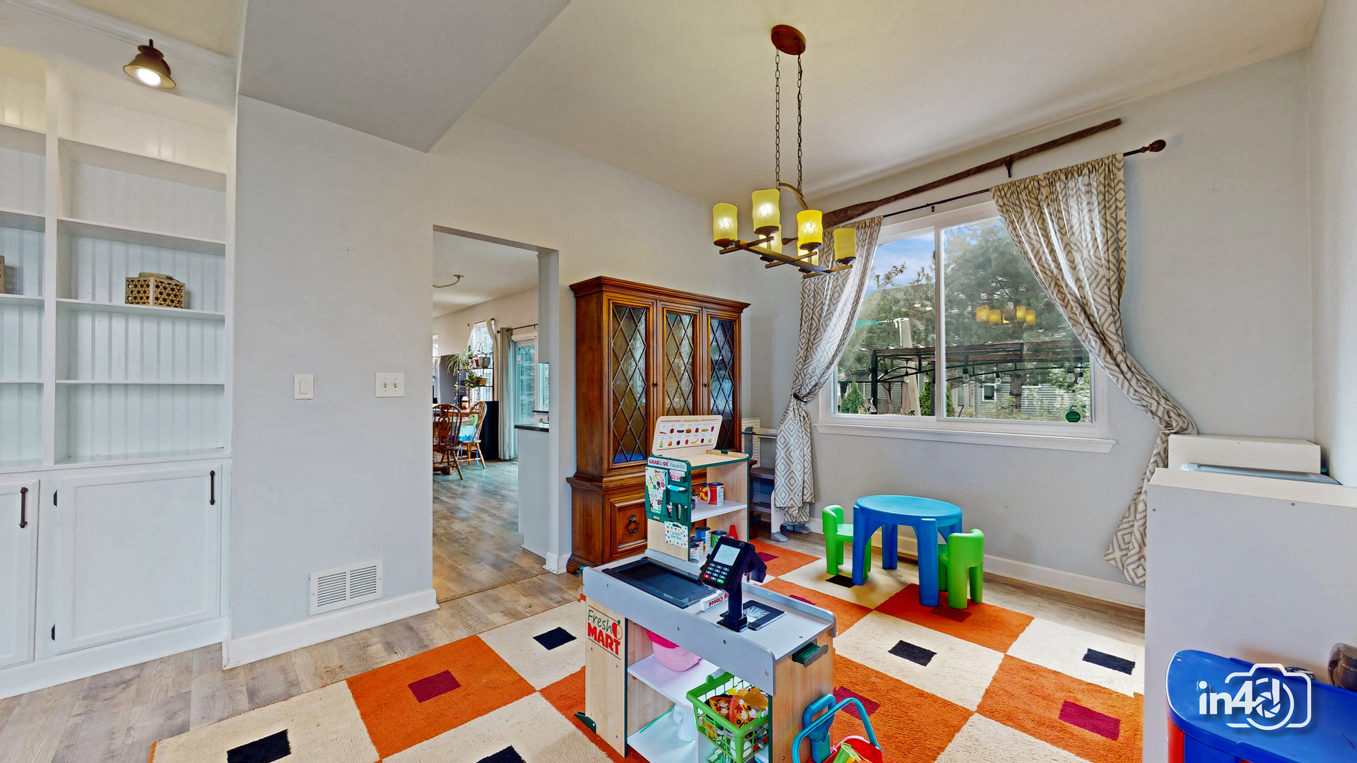 2913 Shetland Lane Property Photo 15