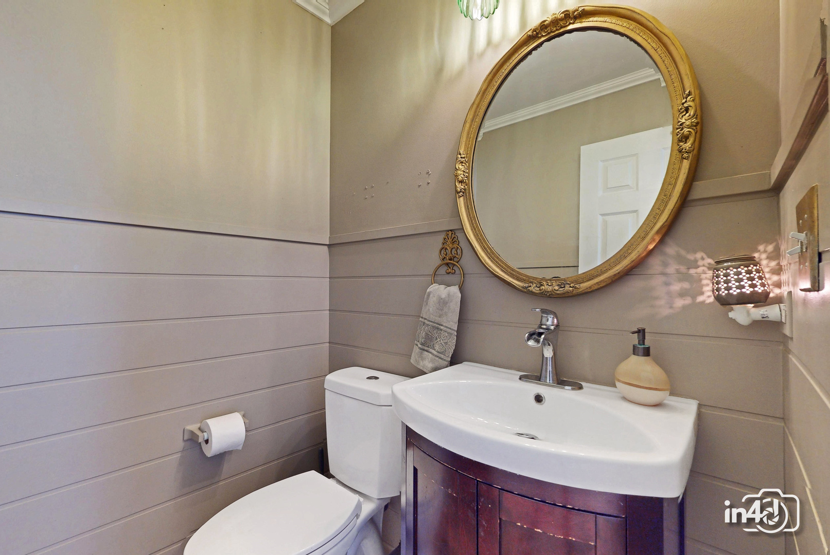 2913 Shetland Lane Property Photo 18