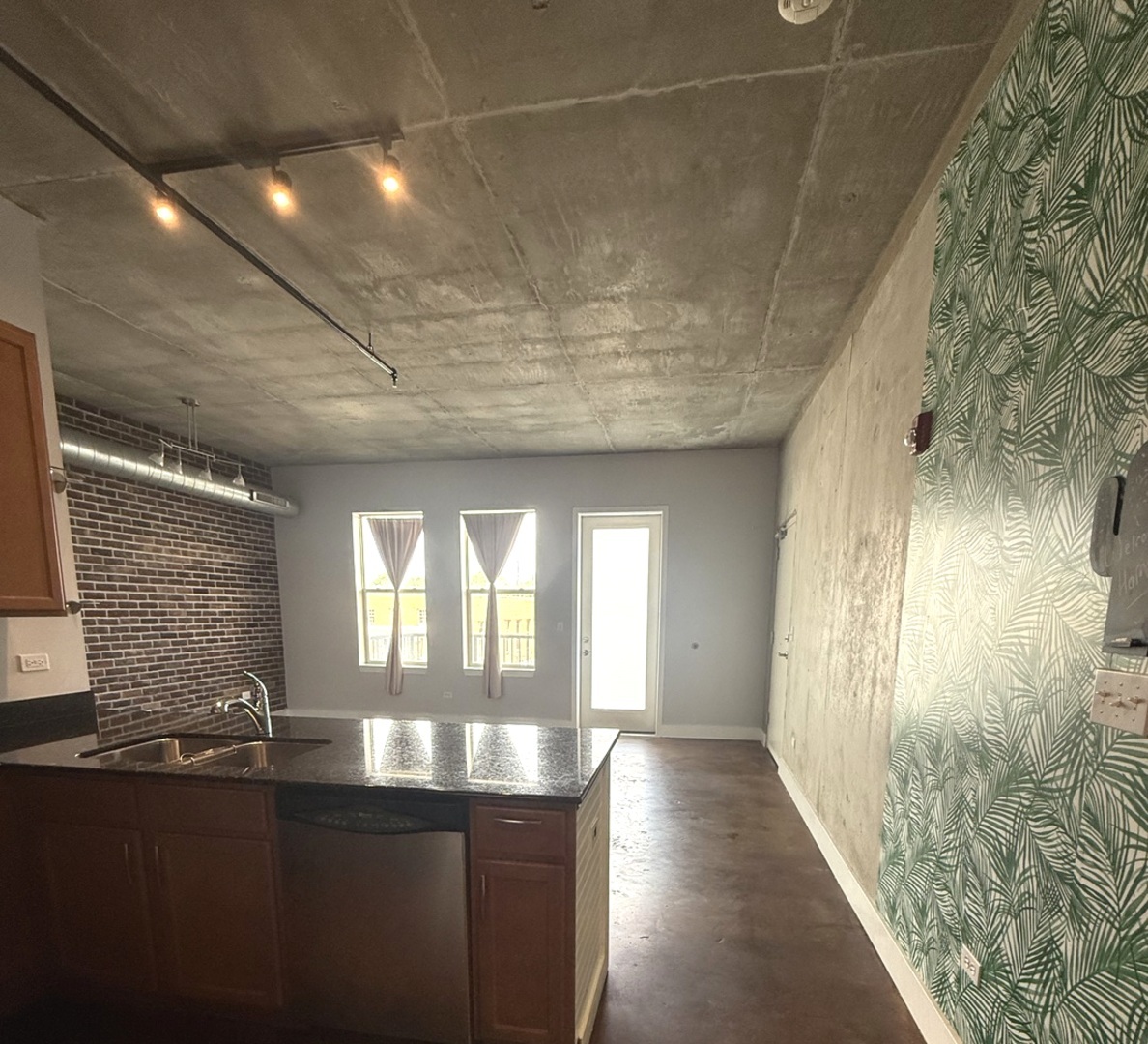 354 River Street 3206 Property Photo 11